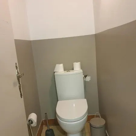 Maison Et D'anatole France Proche Centre-ville, Universite - Chu, Patinoire Et Futuroscope 푸아티에