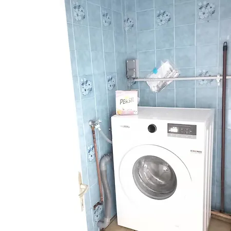 Maison Et D'anatole France Proche Centre-ville, Universite - Chu, Patinoire Et Futuroscope